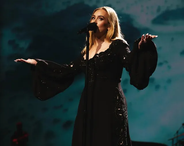 Adele — Instagram 2