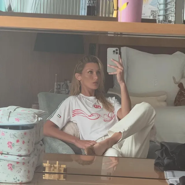 Bella Hadid — Instagram 6