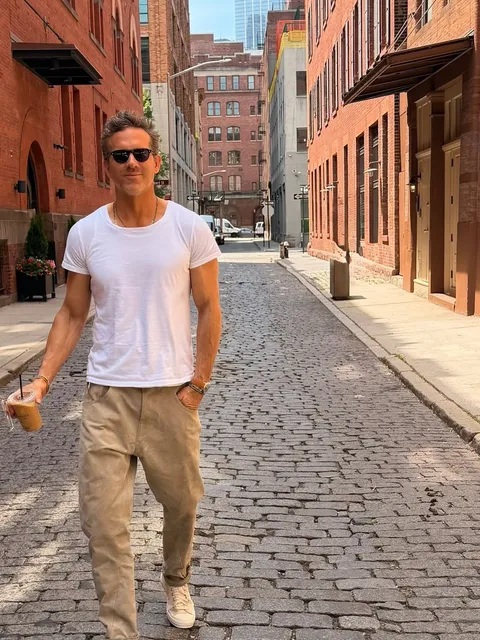 Blake Lively — Instagram 1