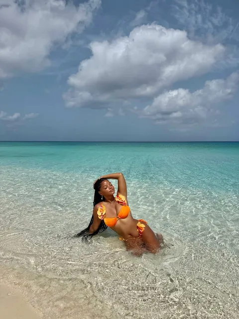 Halle Bailey — Instagram 1
