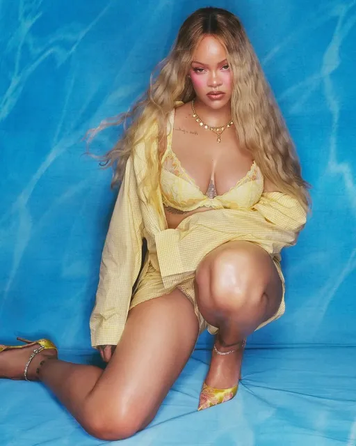 Rihanna — Instagram 1