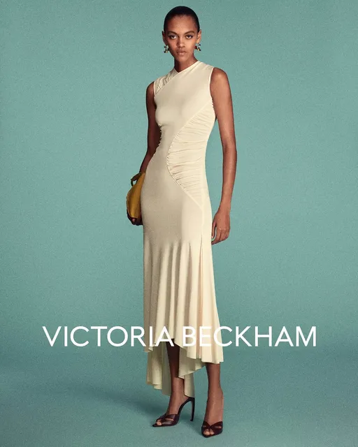 Victoria Beckham — Instagram 6