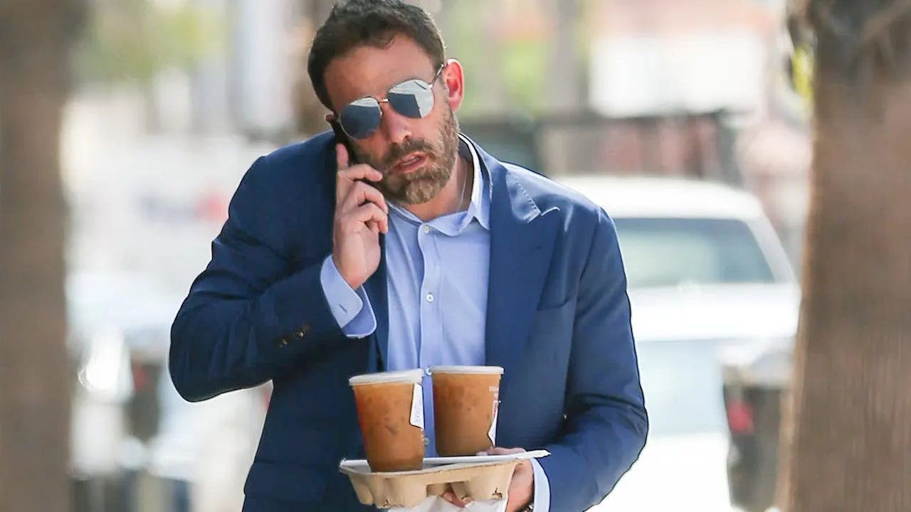 Ben Affleck Embraces Meme Culture Amid Paparazzi Shots