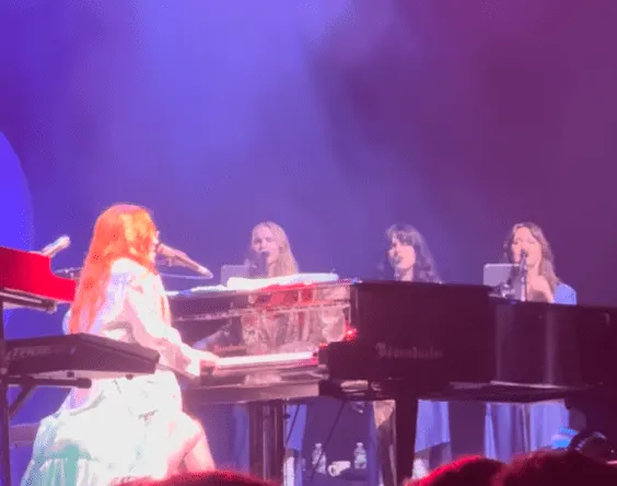 Bono and Tori Amos Honor Glen Hansard in Heartfelt Tributes