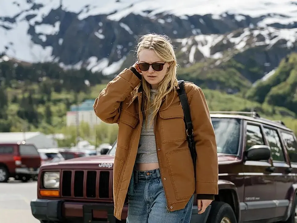 Dakota Fanning Navigates Romantic Ambiguity in Swanberg's 'The Sun Never Sets'