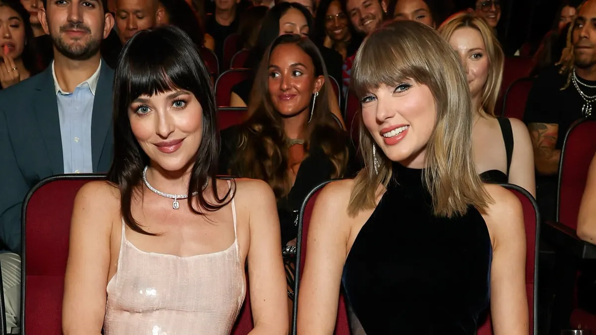Dakota Johnson Doubts Taylor Swift's Wedding Photos Will Ever Go Public