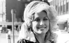 Dolly Parton Refused the 'Pop' Label: 'Call It Dolly Parton Music'