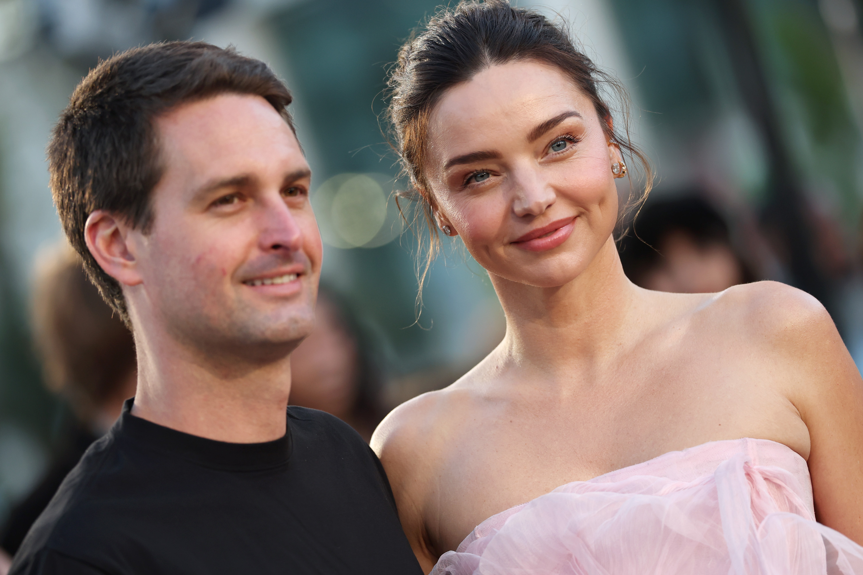Evan Spiegel and Miranda Kerr Erase $550M in Medical Debt