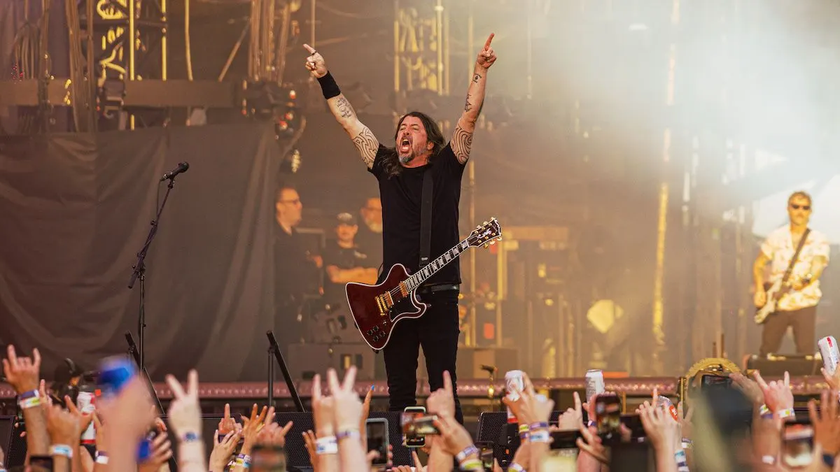 Foo Fighters Ignite Toronto with Epic Tour Kickoff Featuring QOTSA