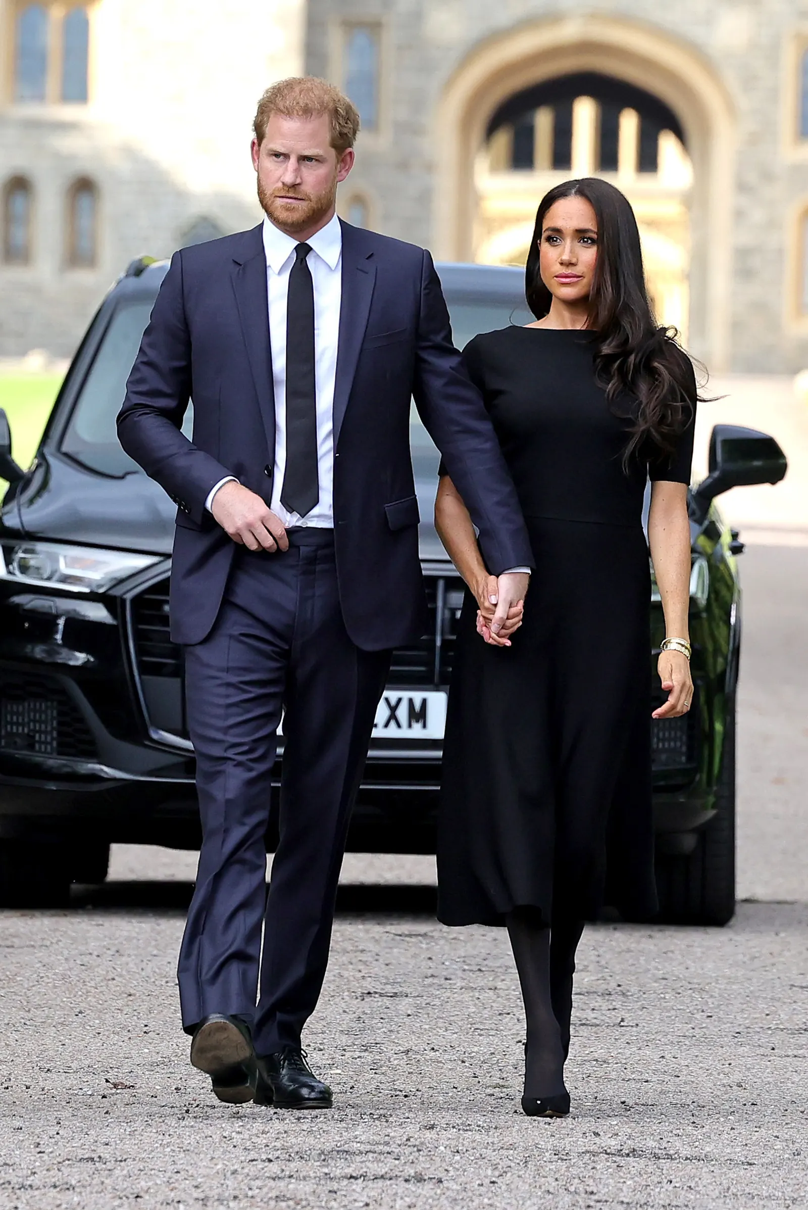 Harry and Meghan Leave UK With Kids Amid Thomas Markle Sr. Scandal