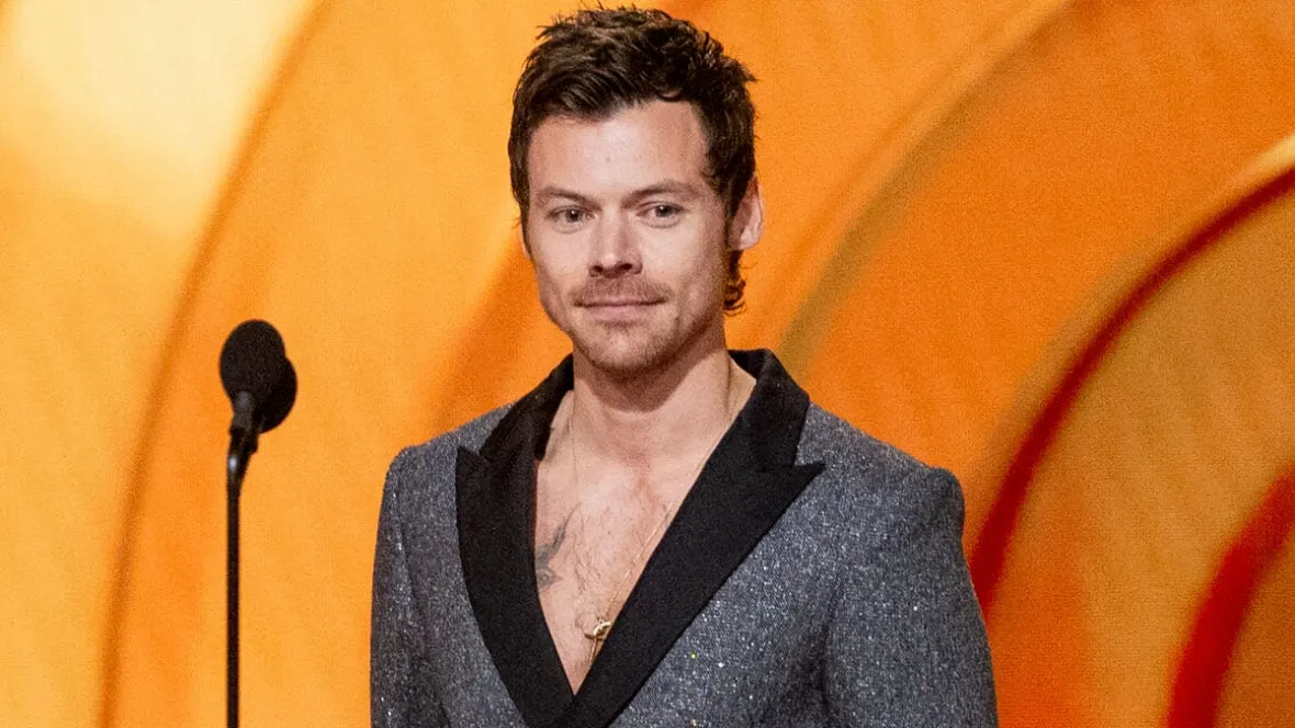 Harry Styles' Wembley Concert Fall Causes Fans to Worry