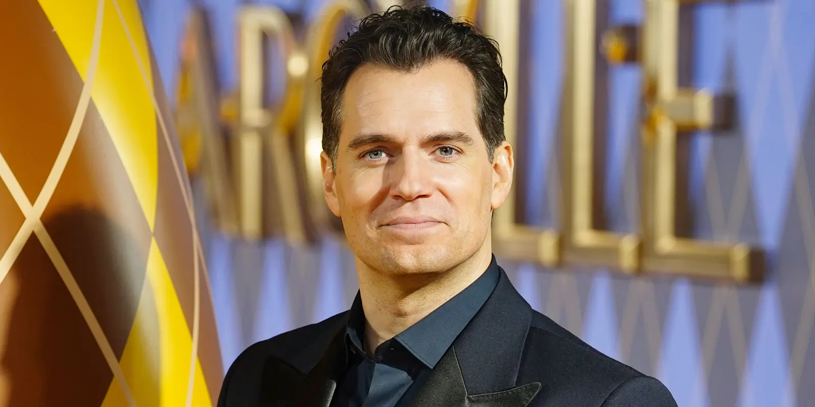 Henry Cavill's Warhammer 40,000 Lands Mike Flanagan as a Key Creative