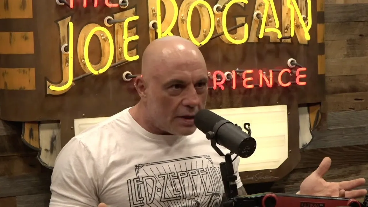 Joe Rogan Voices Discontent with Democrats in Talk with Michael Douglas