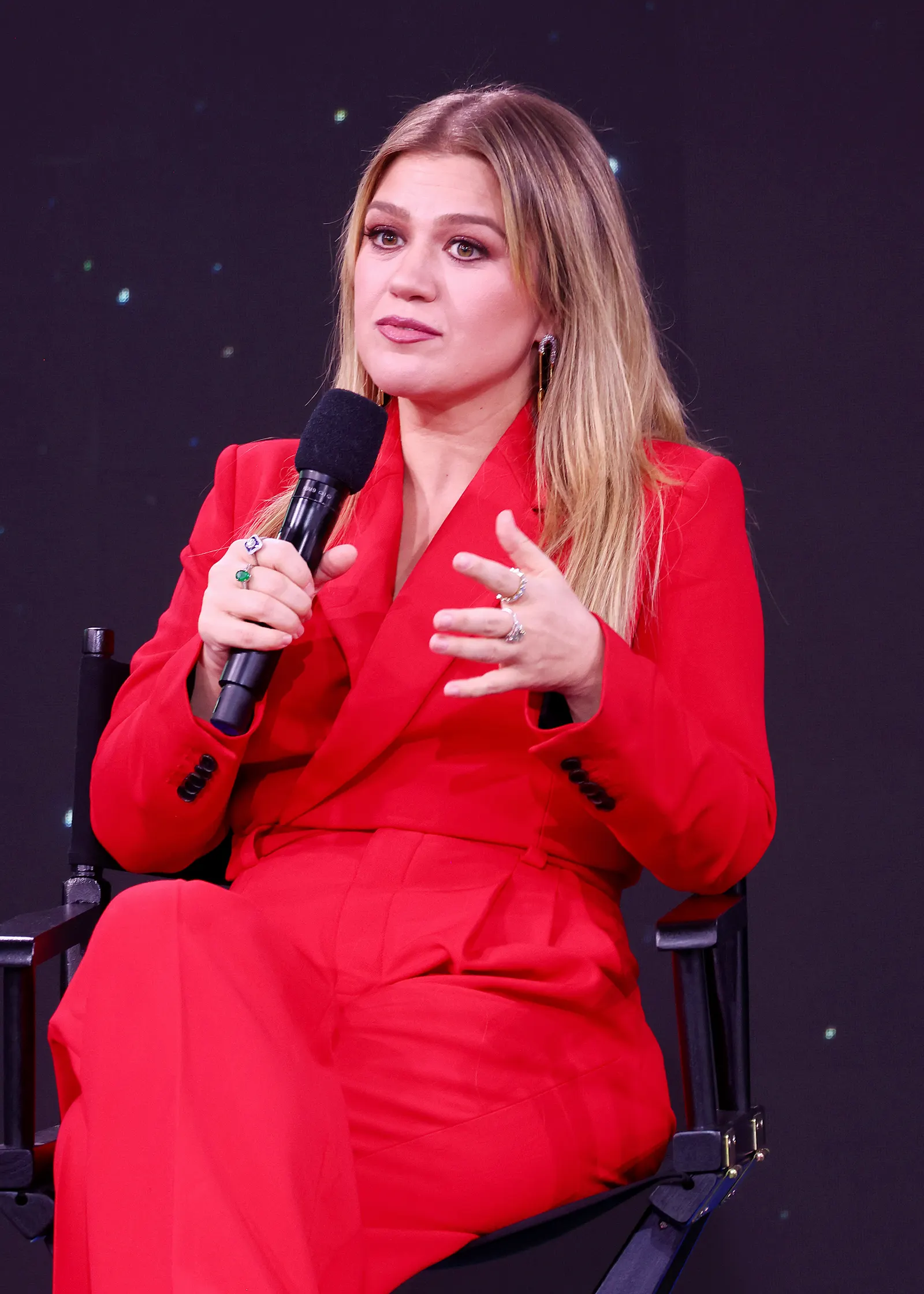 Kelly Clarkson Embraces Single Life During Vegas Residency