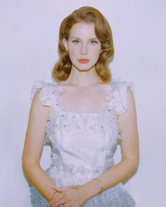 Lana Del Rey Says Stove Is Ready — And a Companion Album Is Coming Too