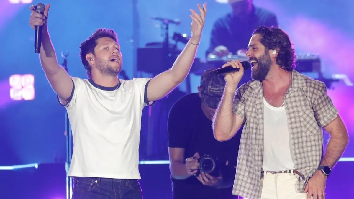 Niall Horan & Thomas Rhett Delay Hershey Show Over Severe Weather