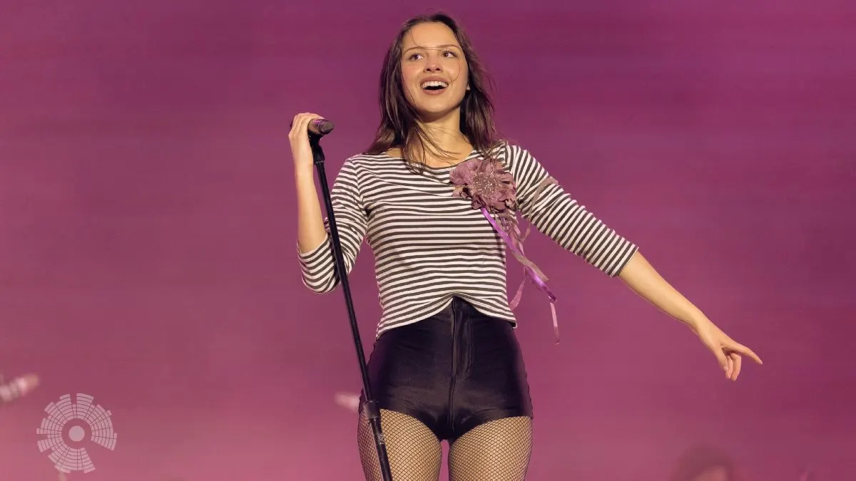 Olivia Rodrigo Secretly Paid a Fan's Final College Tuition Bill