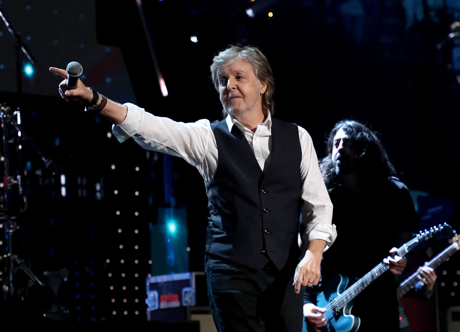 Paul McCartney Sang a Beatles Classic at Taylor Swift's Wedding