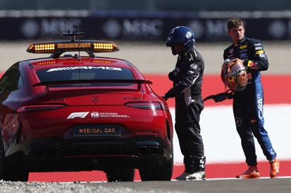 Red Bull Apologises to Verstappen for Qualifying Crash