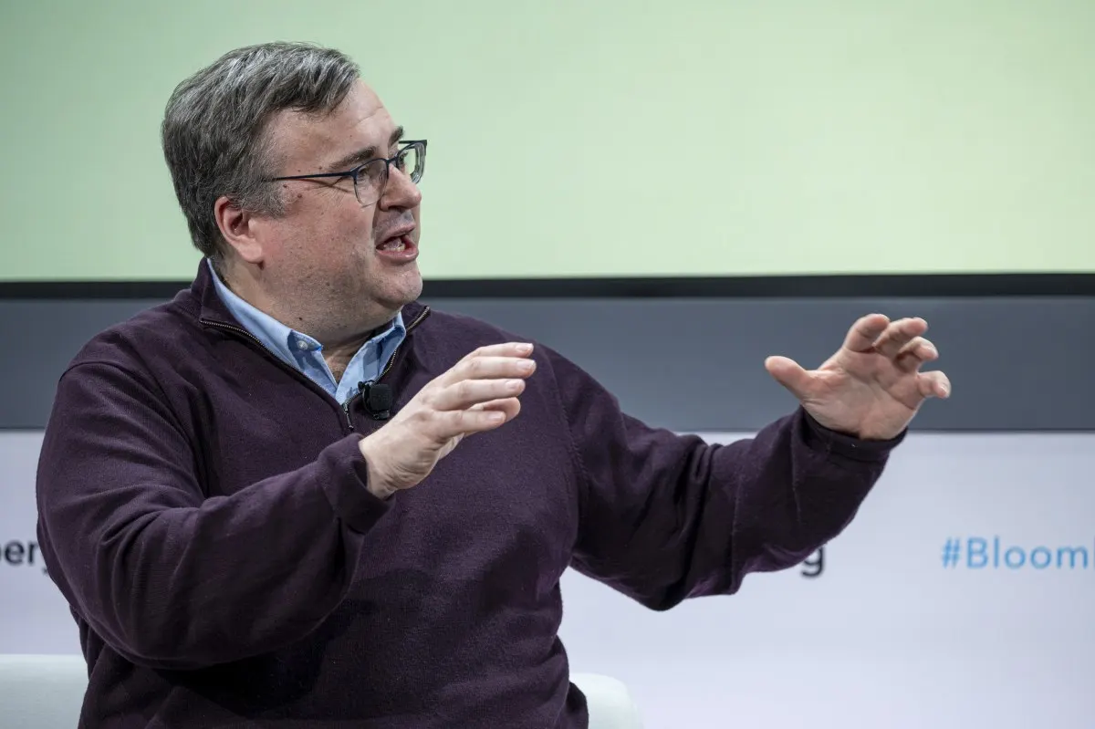Reid Hoffman Backs Prentis, an AI Lab Chasing a $1B Valuation