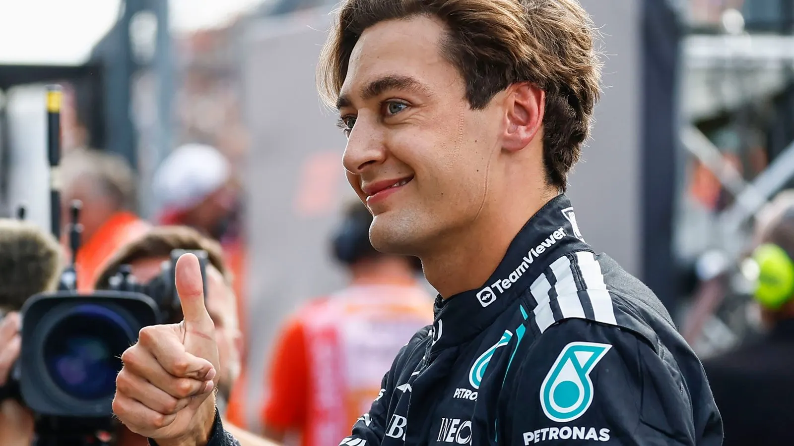 Russell Claims Sprint Pole in Zandvoort, Hamilton Struggles Again