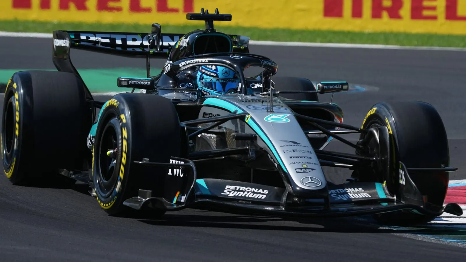 Russell Surges Ahead of Leclerc in Monza Practice as Championship Intensifies
