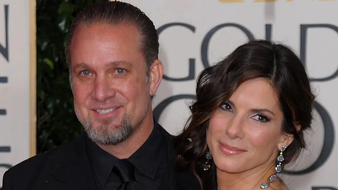 Sandra Bullock Opens Up About Jesse James Scandal and Smuggling Louis Past Paparazzi