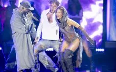 Shakira Shines at Premios Juventud 2026 with Triple Wins