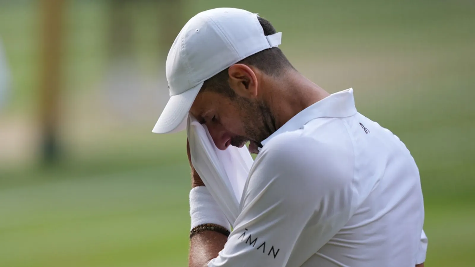 Sinner Dismantles Djokovic in Straight Sets to Reach Wimbledon Final
