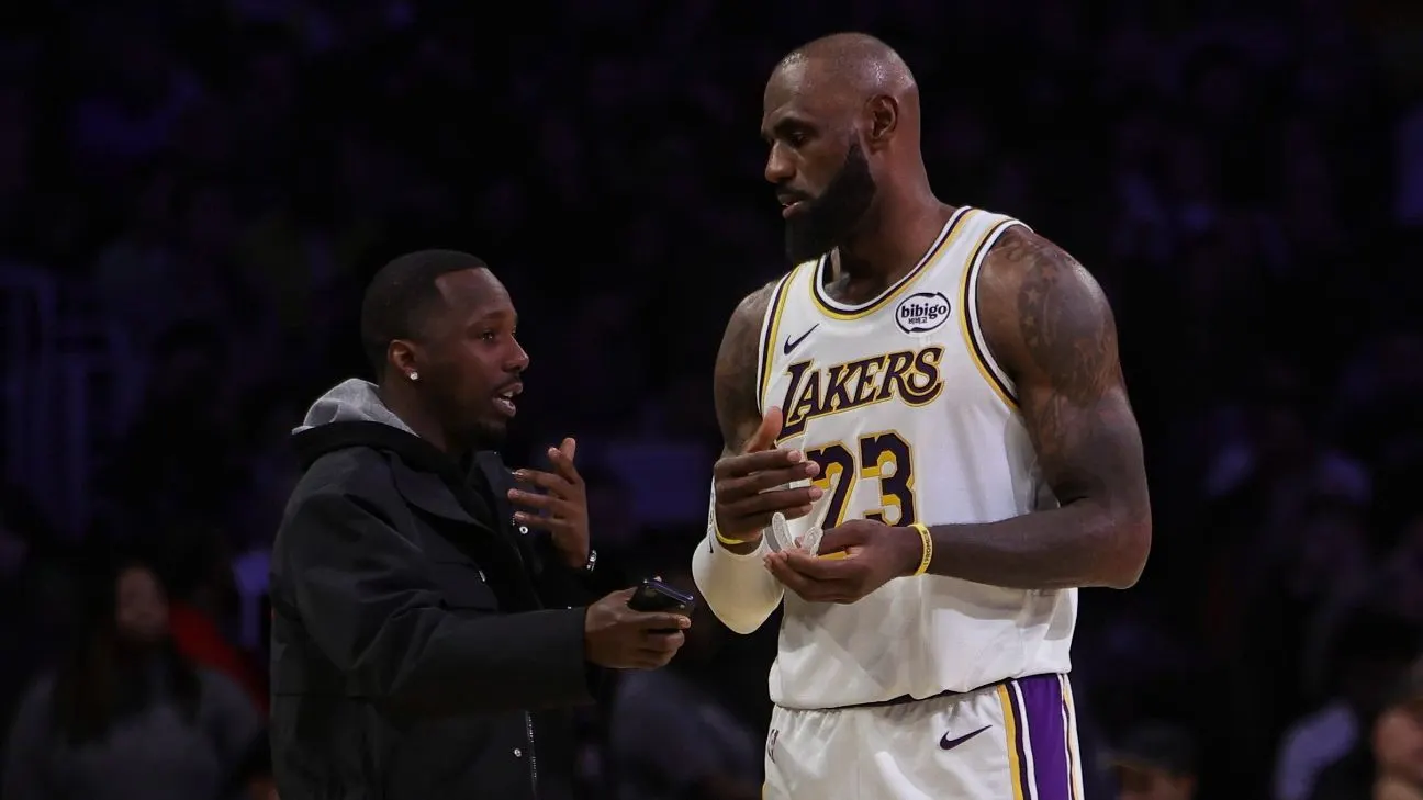 Teams Are Pitching LeBron James Through Voice Memos During Free Agency