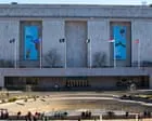 Trump Directs Signs Accusing Smithsonian of Inaccuracy