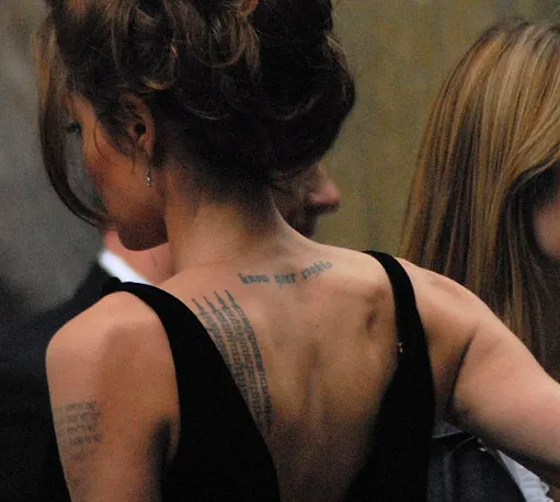 Angelina Jolie — photo 2