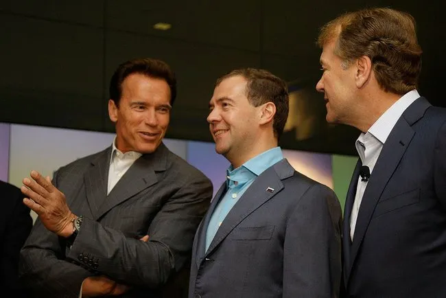 Arnold Schwarzenegger — photo 1