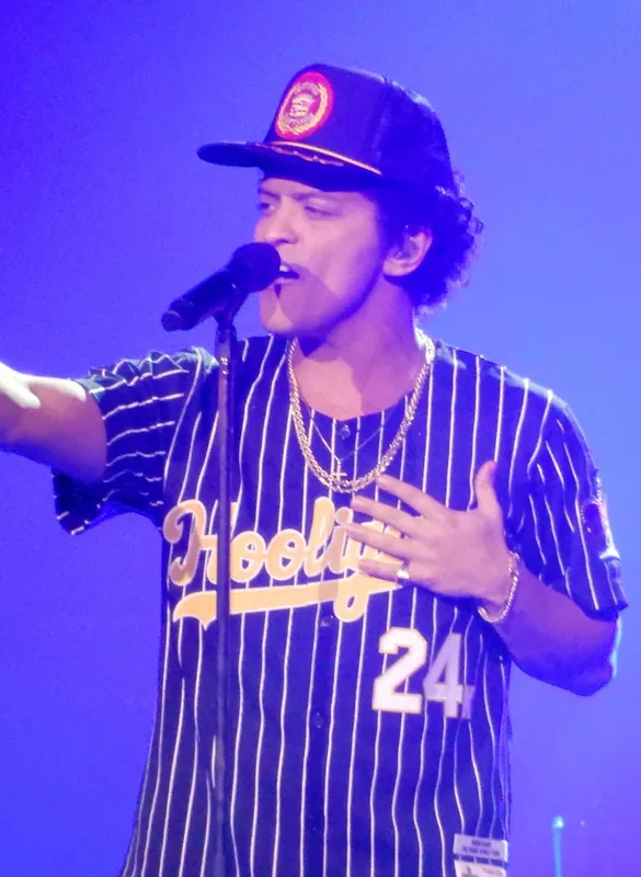 Bruno Mars — photo 1