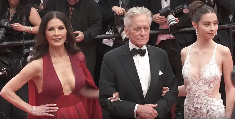 Catherine Zeta-Jones — photo 2