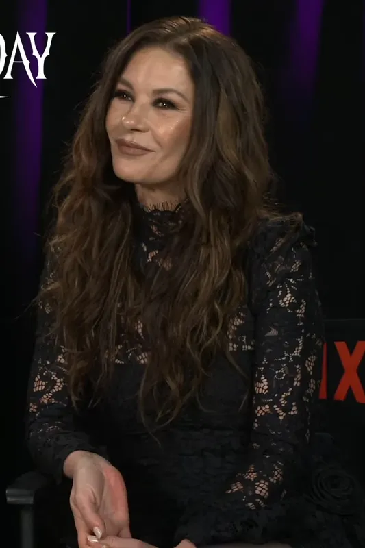 Catherine Zeta-Jones — photo 3