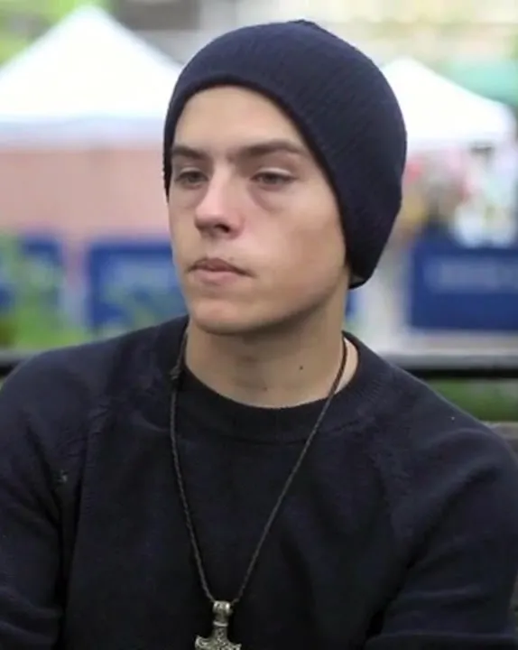 Dylan Sprouse — photo 1