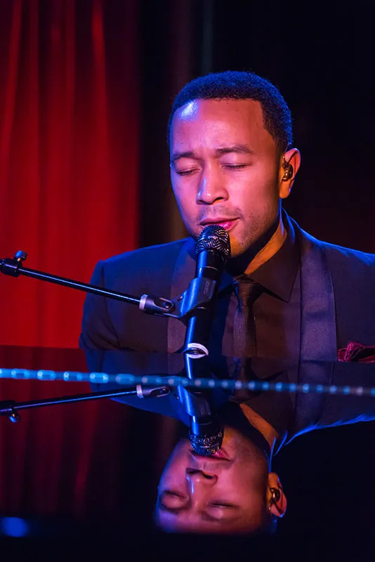John Legend — photo 1