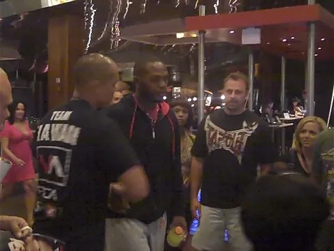 Jon Jones — photo 1