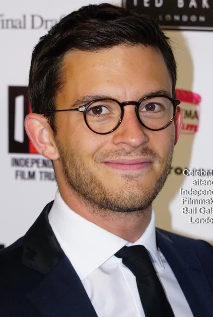 Jonathan Bailey — photo 1