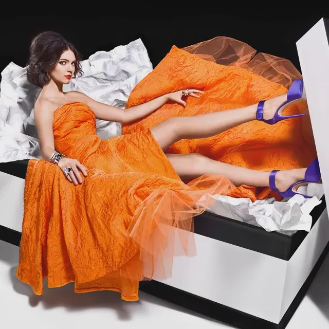 Kendall Jenner — photo 1