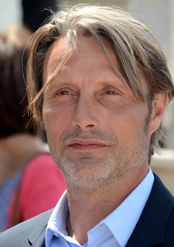 Mads Mikkelsen — photo 1
