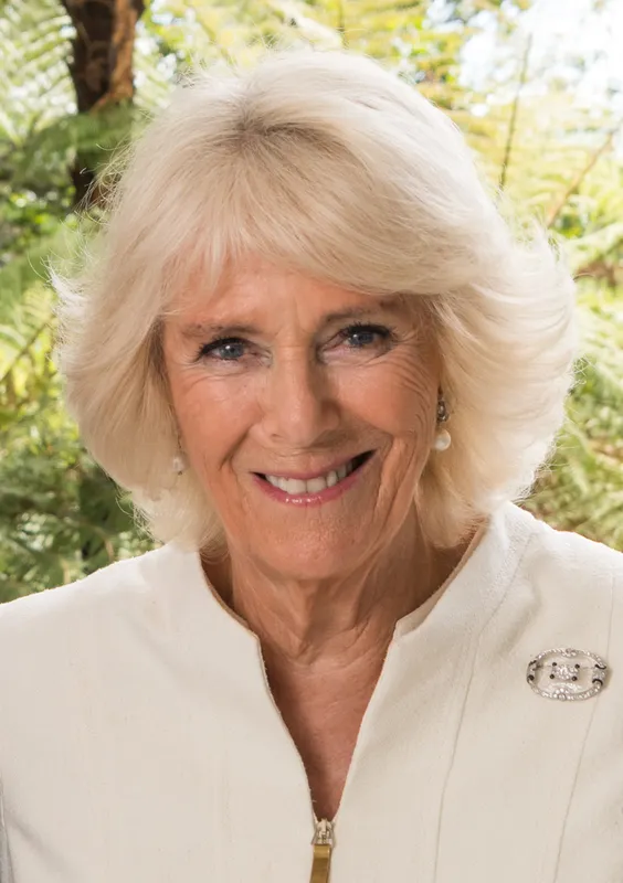 Queen Camilla — photo 1