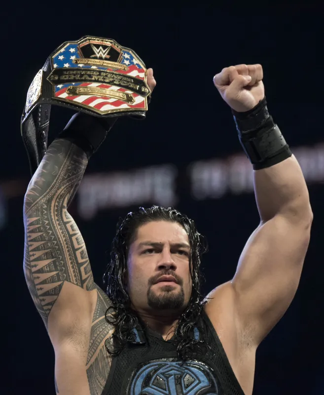 Roman Reigns — photo 1