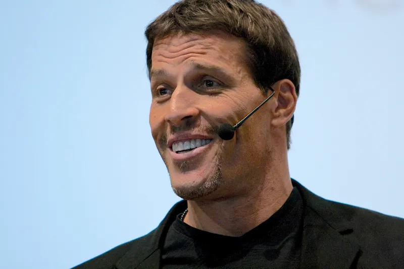 Tony Robbins — photo 1