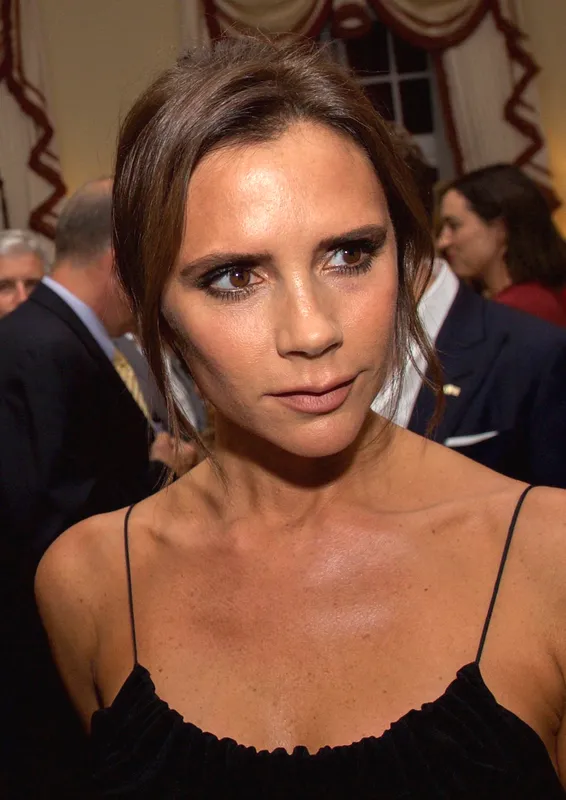 Victoria Beckham — photo 1