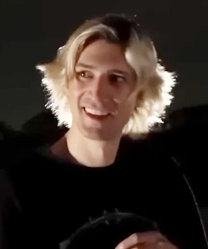 xQc — photo 1