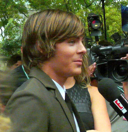 Zac Efron — photo 1