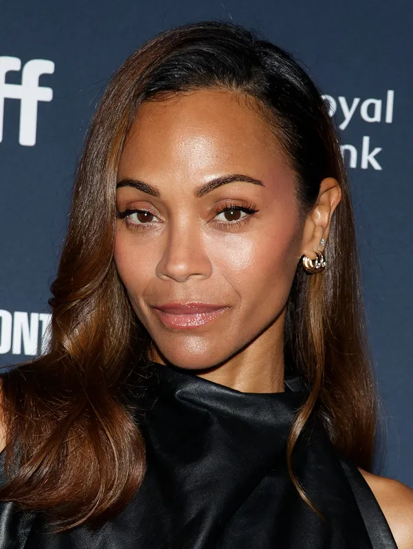 Zoe Saldana — photo 1